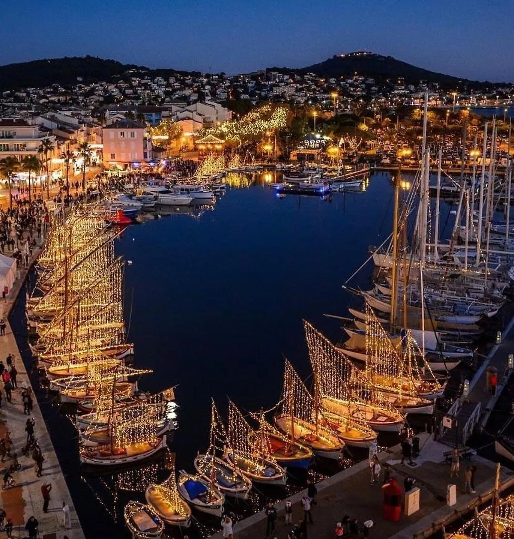 Emplacement Ideal, Vue Mer, Parking Offert Sanary-sur-Mer