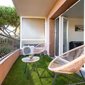 Grand Proche Du Port Et Des Plages Appartement